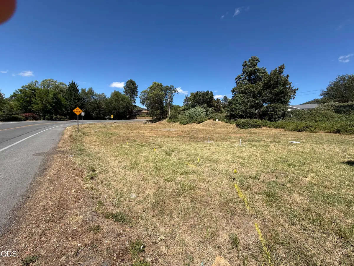 100 E Wards Creek Road #TL900, Rogue River, OR 97537 - #1