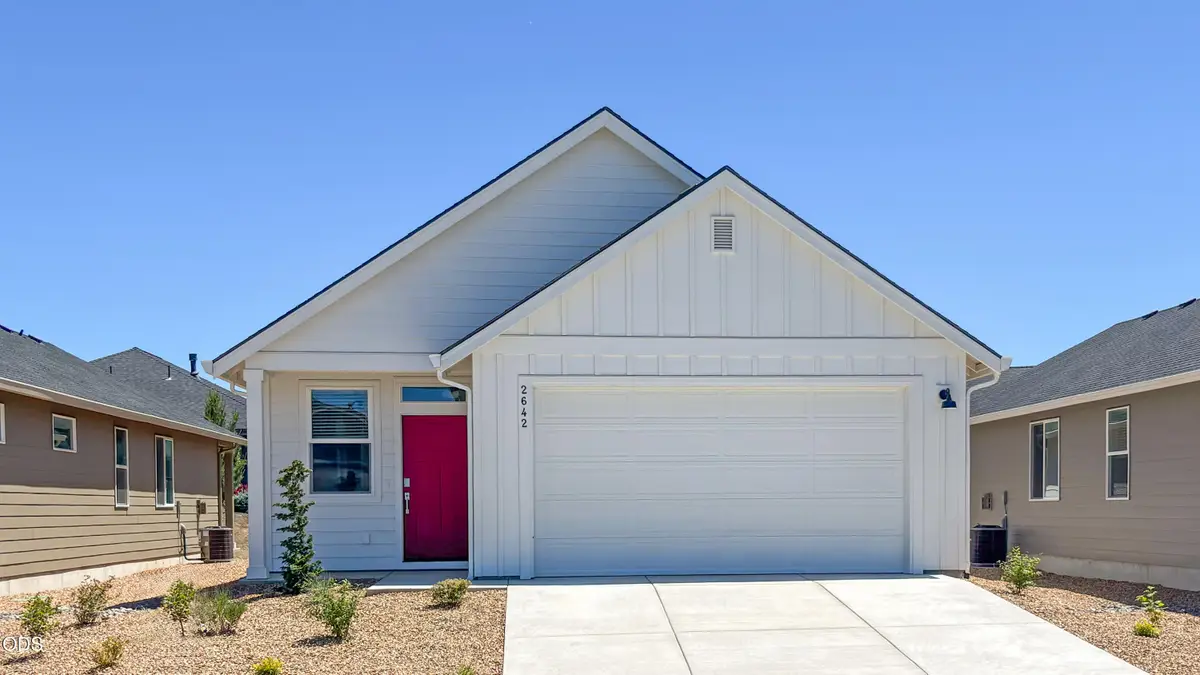2642 NW 26th Lp North, Redmond, OR 97756 - #1
