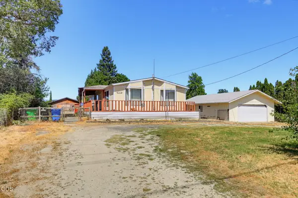 1344 Dowell Road, Grants Pass, OR 97527