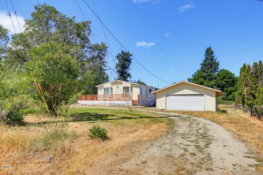 1344 Dowell Road, Grants Pass, OR 97527 - #2