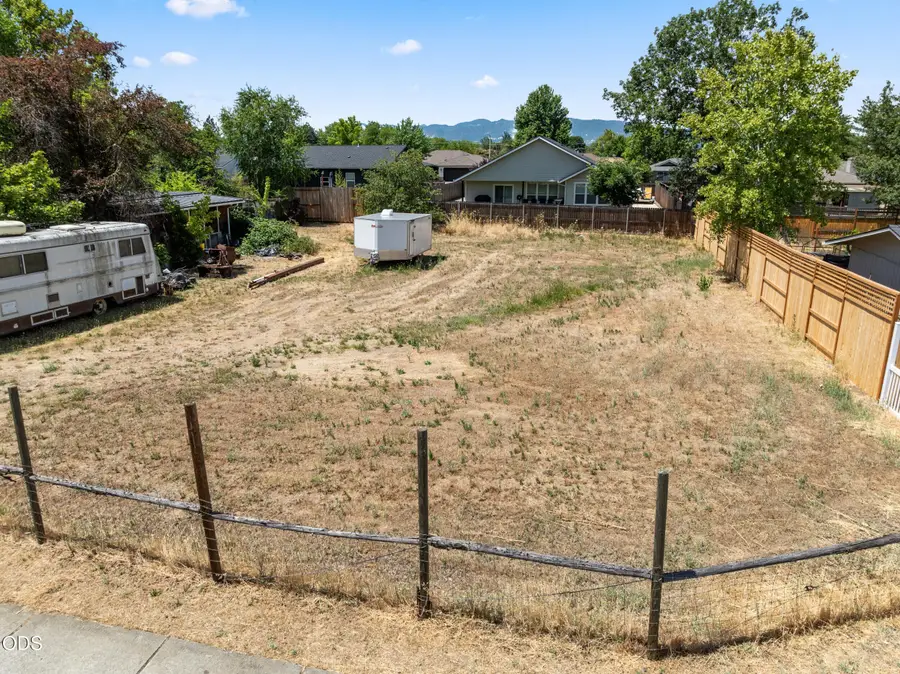 N Keene Way Drive, Medford, OR 97504 - #2
