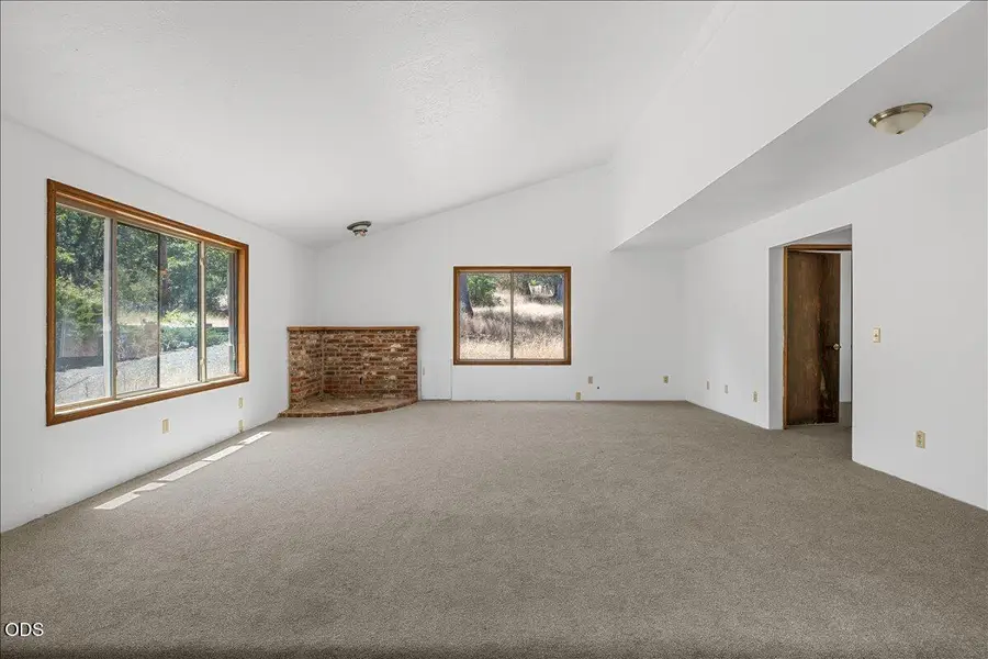 2350 Galls Creek Road, Gold Hill, OR 97525 - #3