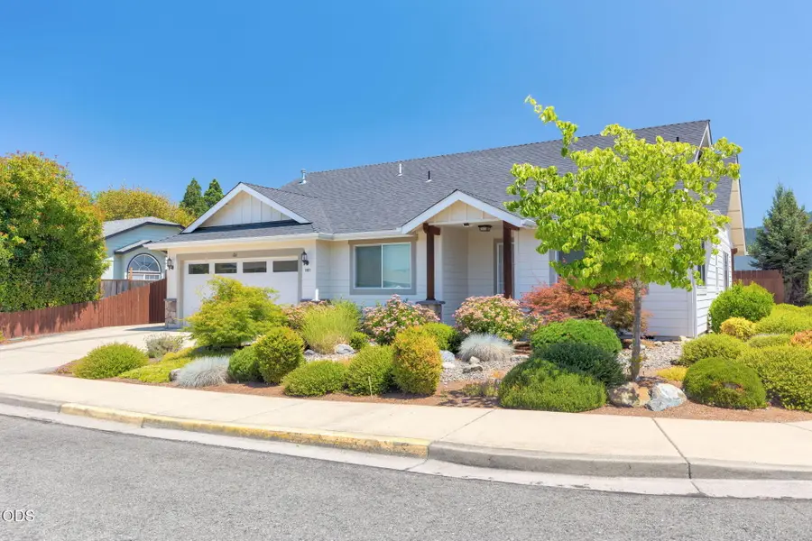 101 SE Yorktown Drive, Grants Pass, OR 97527 - #2