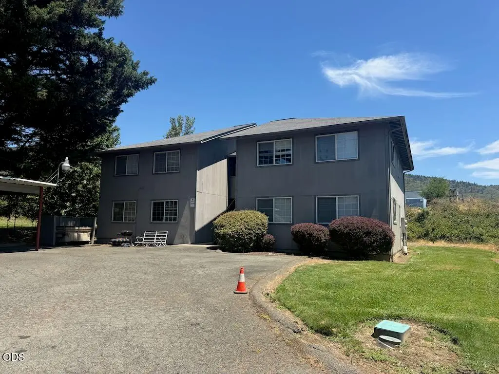 2145 NW Heidi Lane, Grants Pass, OR 97526 - #1