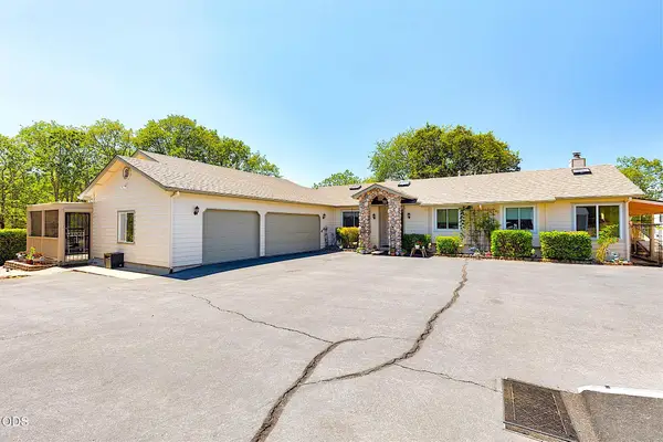 243 Castle Creek Road, Grants Pass, OR 97526