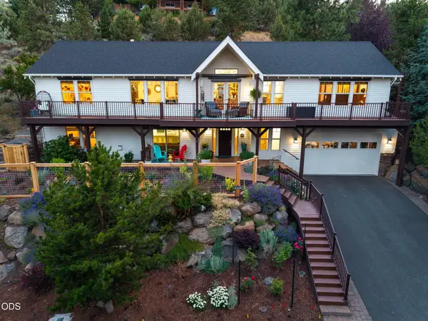 577 NW Greyhawk Avenue, Bend, OR 97703