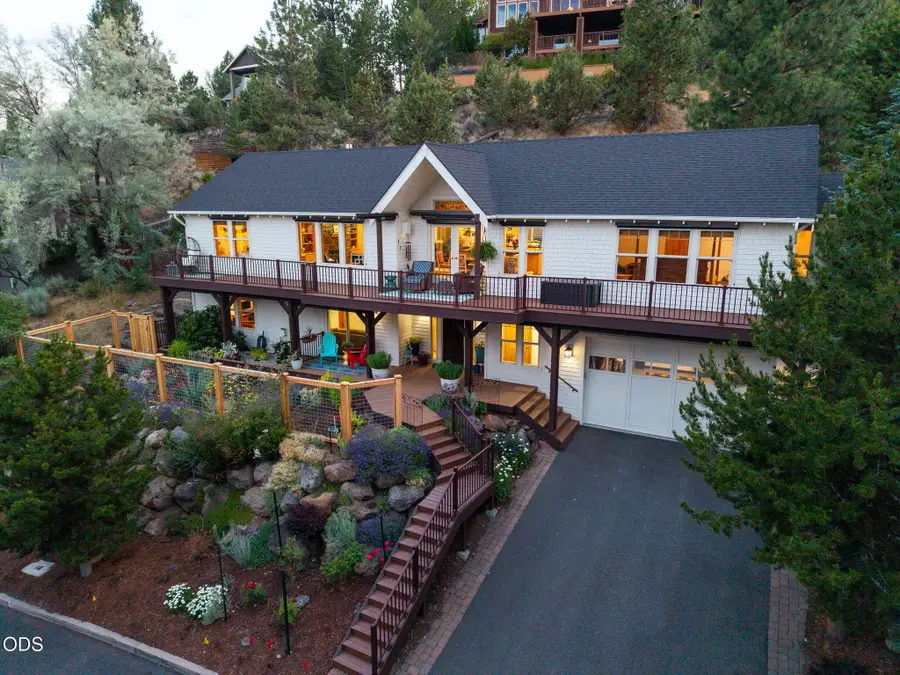 577 NW Greyhawk Avenue, Bend, OR 97703 - #3