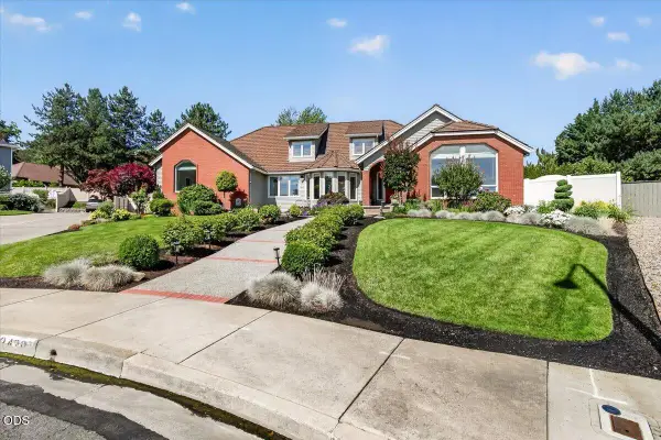2430 Quail Run Drive, Medford, OR 97504