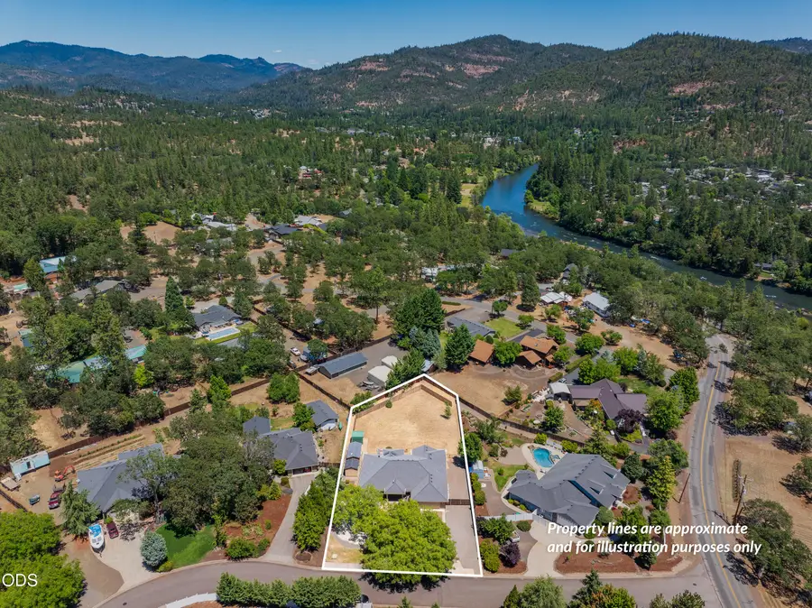 112 Orchard Lane, Shady Cove, OR 97539 - #2