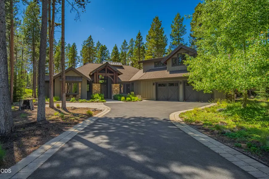 56240 Trailmere Circle, Bend, OR 97707 - #2