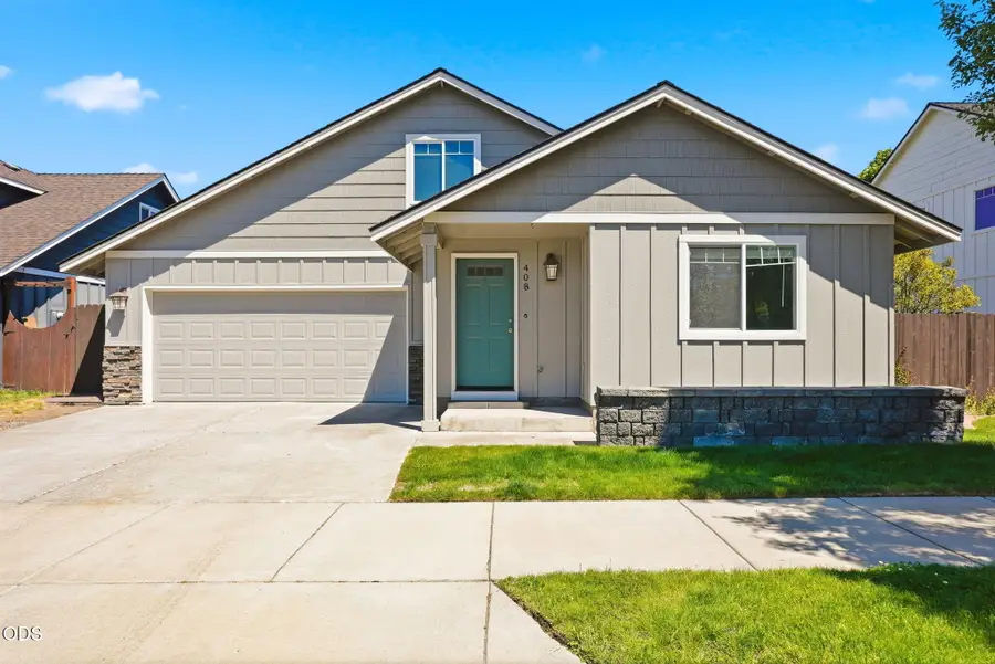408 NW 24th Place, Redmond, OR 97756 - #3