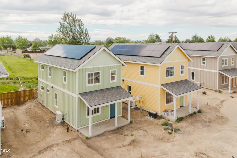 317 NW 17th Street #8, Redmond, OR 97756 - #3