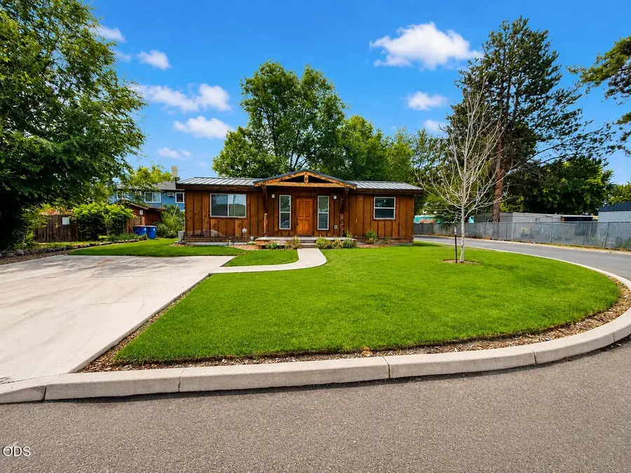 299 SE Togo Lane, Prineville, OR 97754 - #2