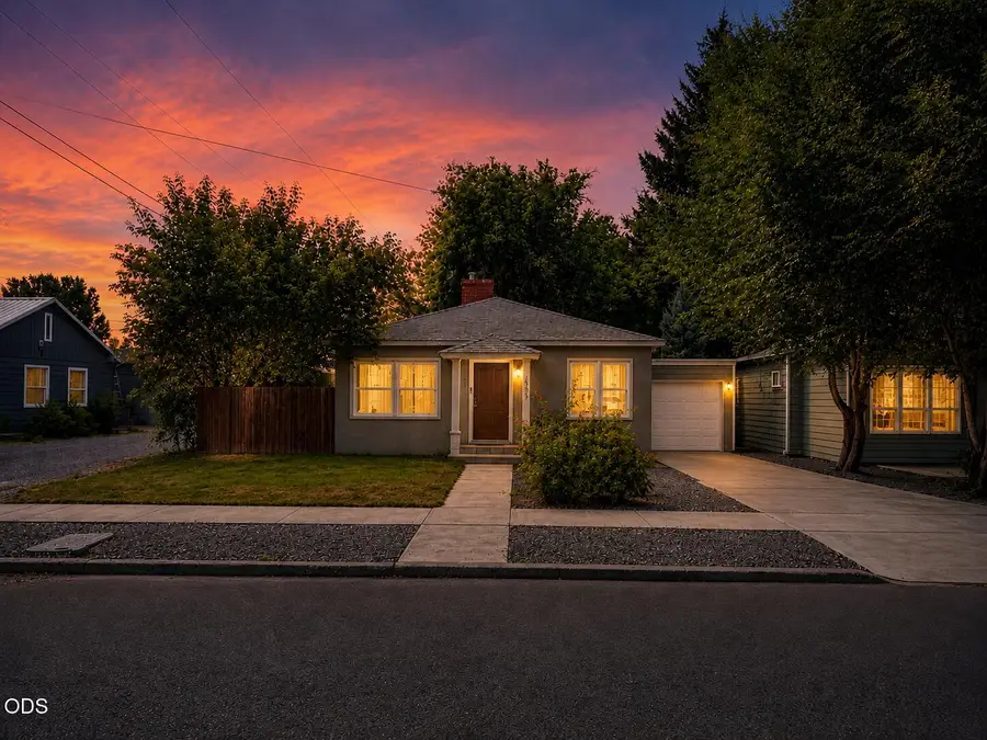 445 SE Fairview Street, Prineville, OR 97754 - #2