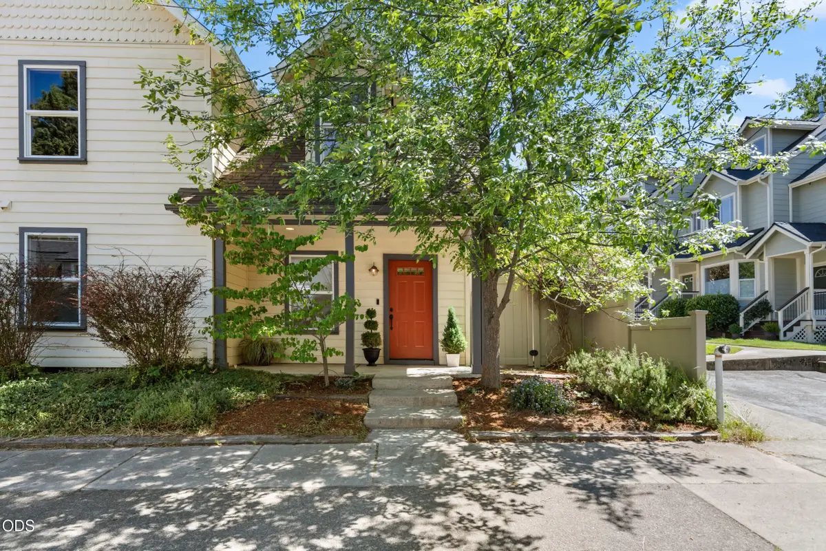 923 Bellview Avenue #2, Ashland, OR 97520 - #1