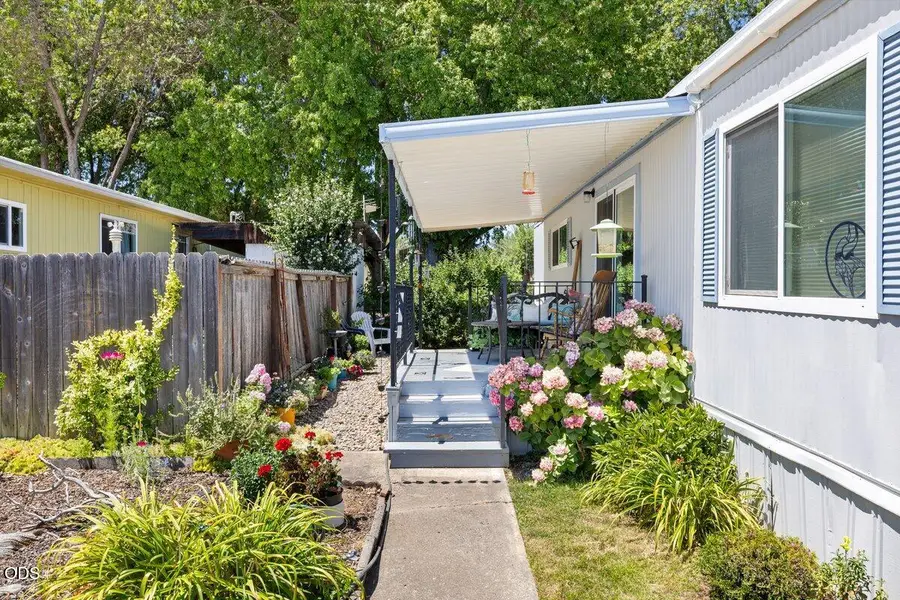 3700 Bellinger Lane #SPC 7, Medford, OR 97501 - #2