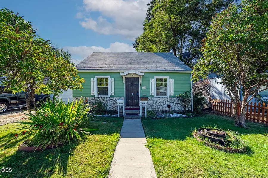 709 NW 2nd Street, Grants Pass, OR 97526 - #2