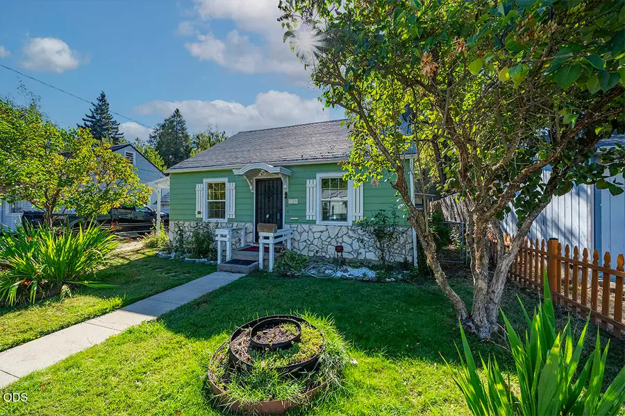 709 NW 2nd Street, Grants Pass, OR 97526 - #3