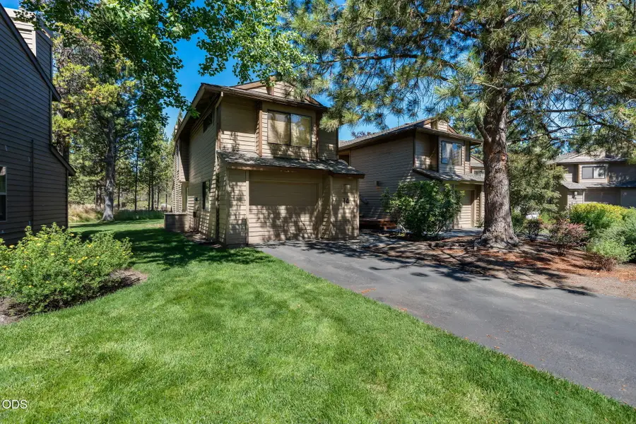 17750 W Core Road #14, Sunriver, OR 97707 - #2