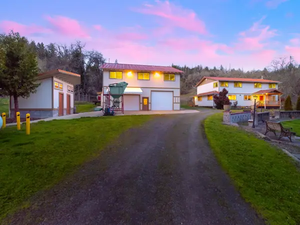375 Porter Creek Road, Winston, OR 97496