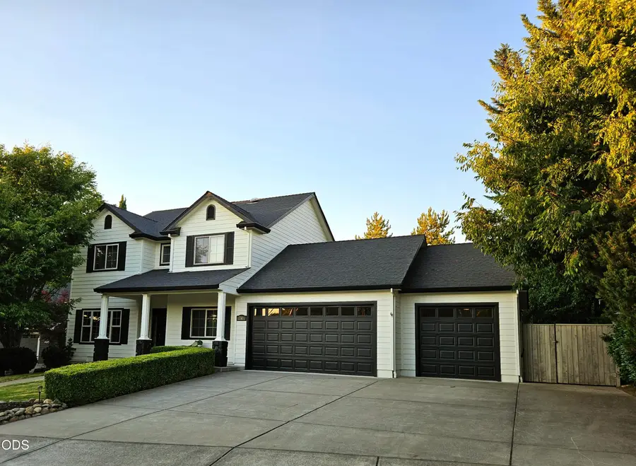 241 Fieldbrook Court, Medford, OR 97504 - #3