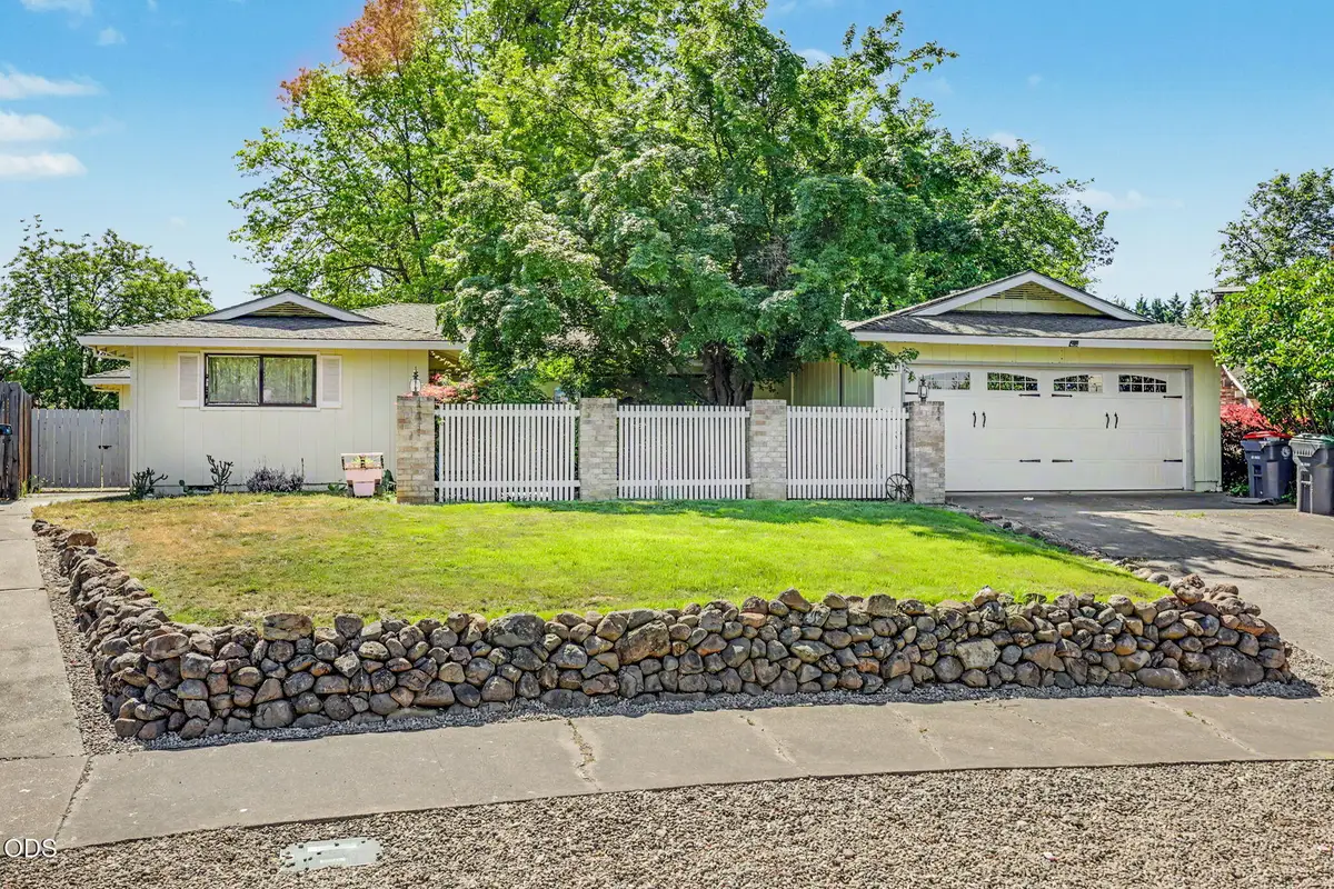 1448 N Keene Way Drive, Medford, OR 97504 - #1