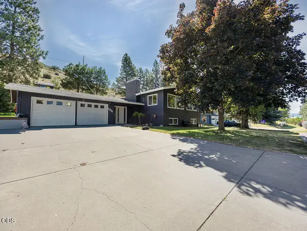 1011 Newcastle Avenue, Klamath Falls, OR 97601