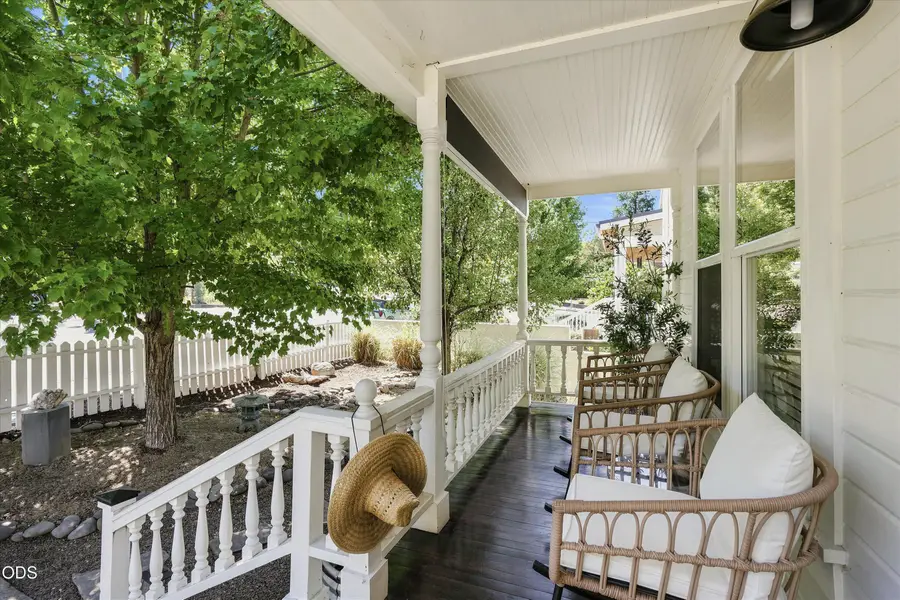 541 Fairview Street, Ashland, OR 97520 - #3