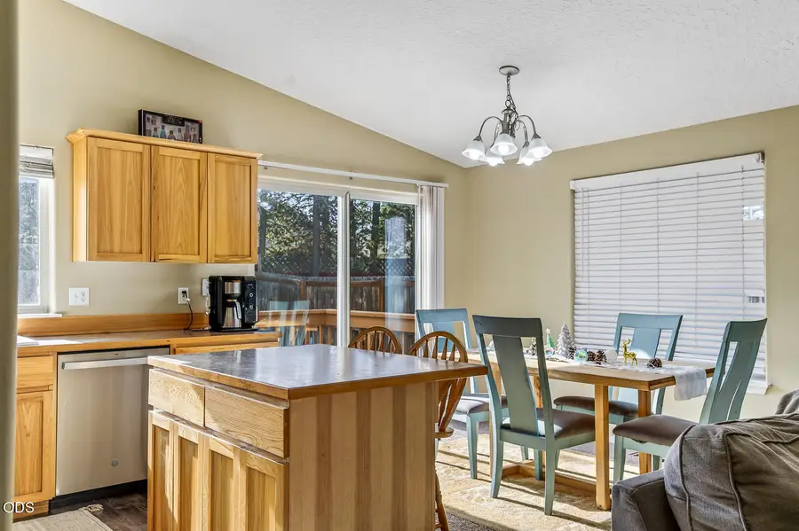 16485 Cassidy Drive, La Pine, OR 97739 - #2