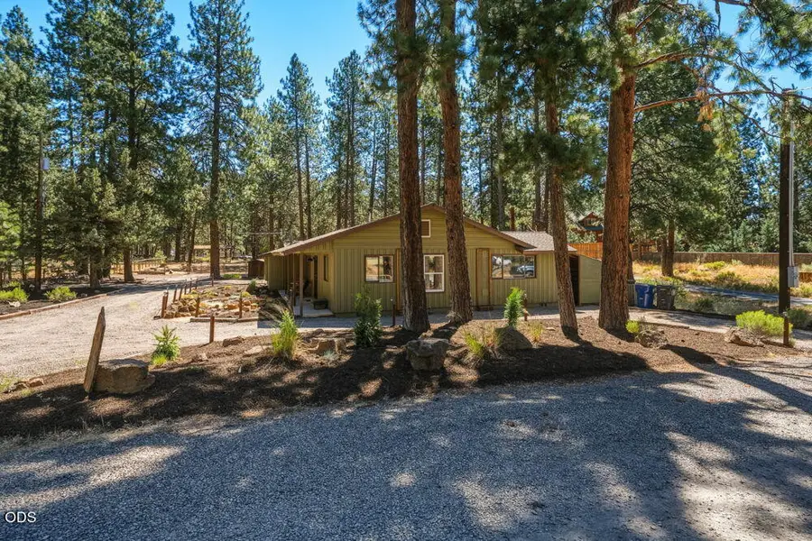 60282 Cree Circle, Bend, OR 97702 - #2