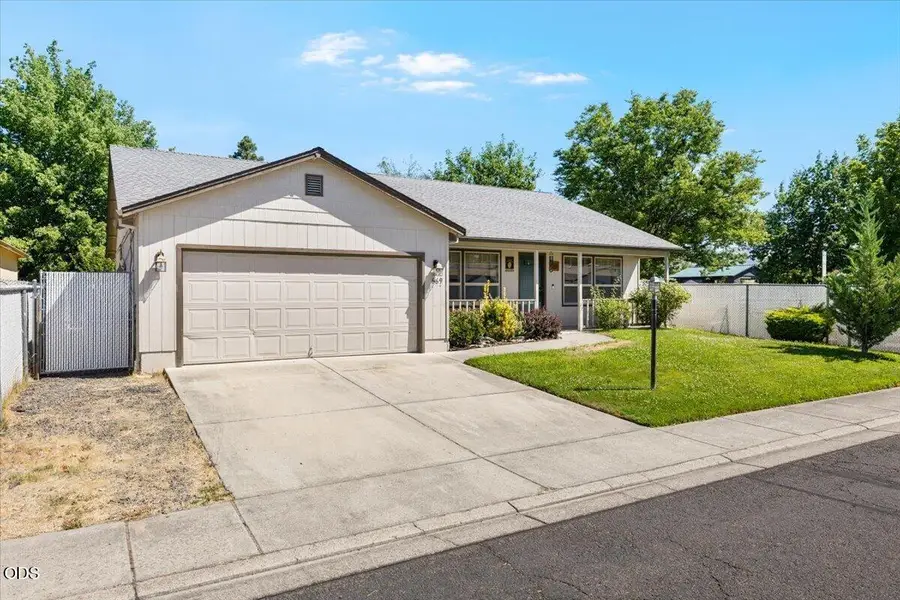 669 Karic Way, Eagle Point, OR 97524 - #3