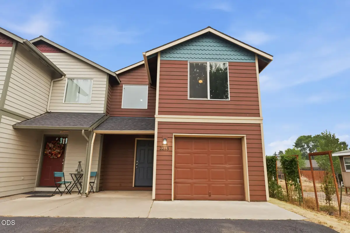 2213 SW 22nd Street, Redmond, OR 97756 - #1