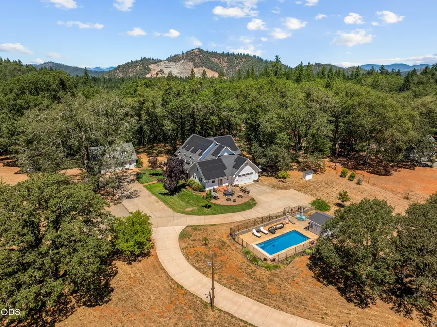 438 Murphy Creek Road, Grants Pass, OR 97527 - #2