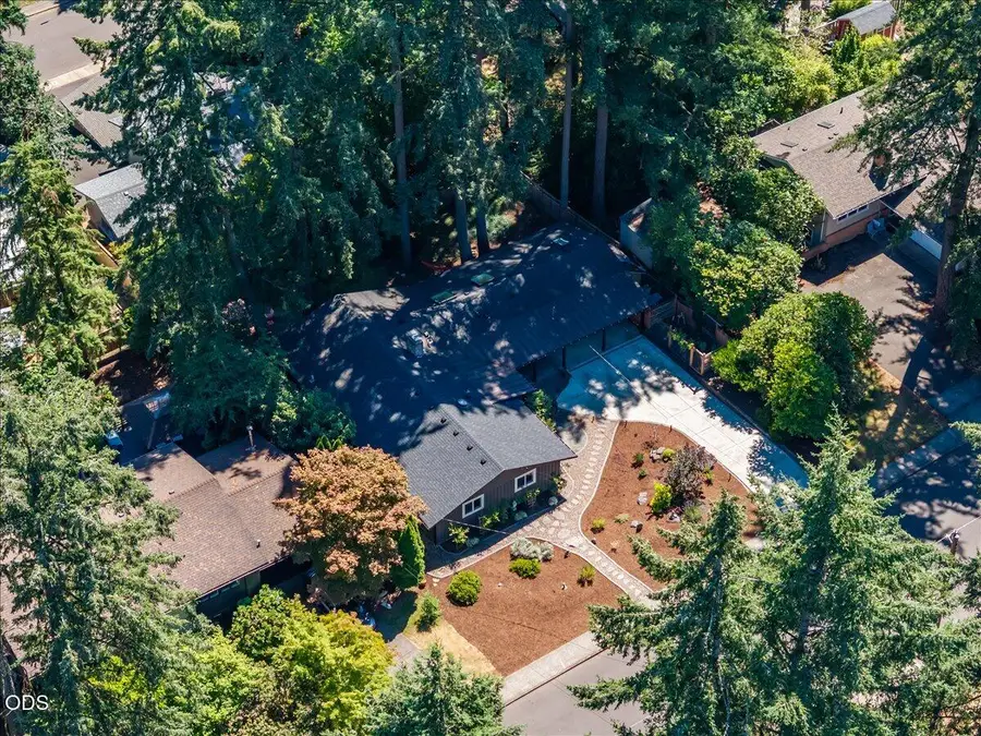 3220 NW Mckinley Drive, Corvallis, OR 97330 - #3