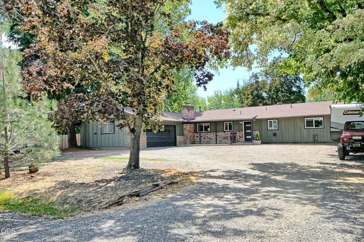 2162 Happy Valley Drive, Medford, OR 97501 - #1