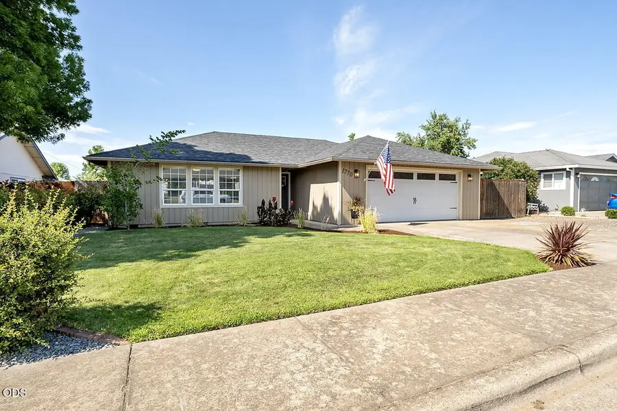 1770 Tanglewood, Medford, OR 97501 - #3