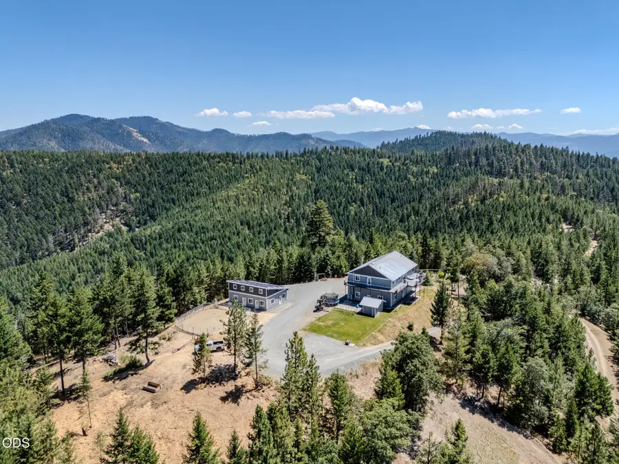 7036 Griffin Lane, Jacksonville, OR 97530 - #2