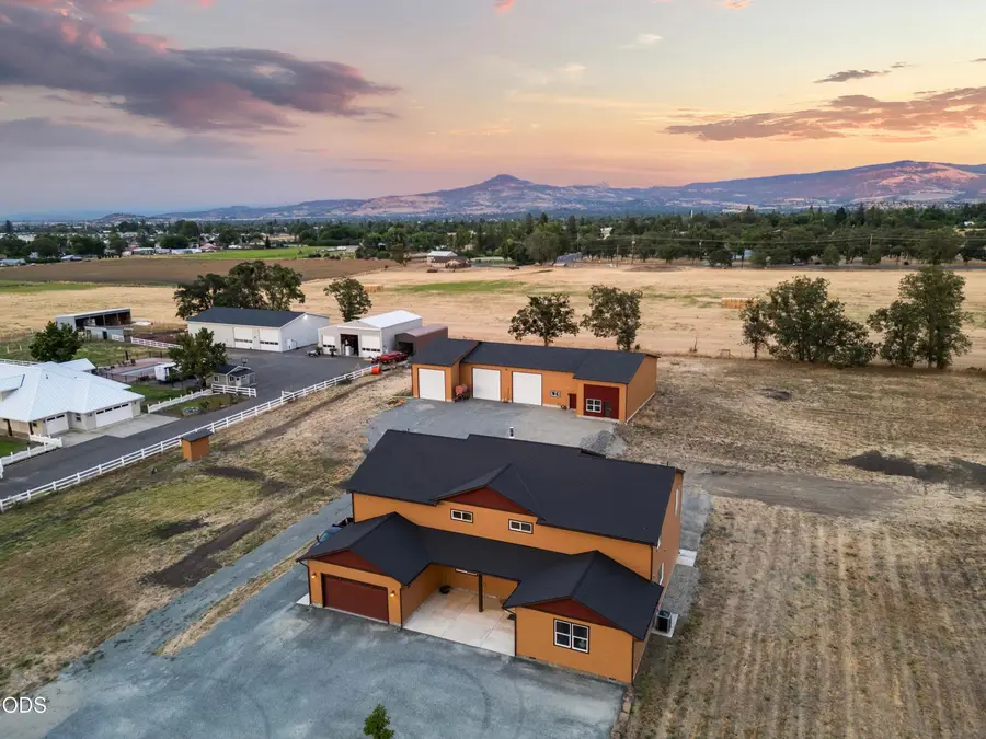 1213 Casino Road, Medford, OR 97501 - #3