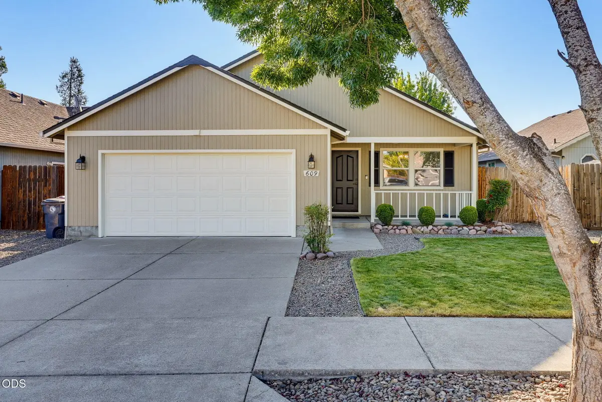 609 Allison Way, Medford, OR 97501 - #1