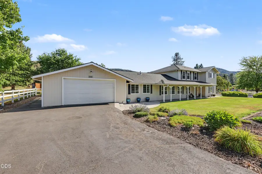 6575 Old Stage Road, Central Point, OR 97502 - #3