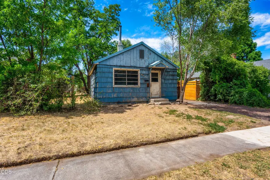 237 SW 9th Street, Redmond, OR 97756 - #3
