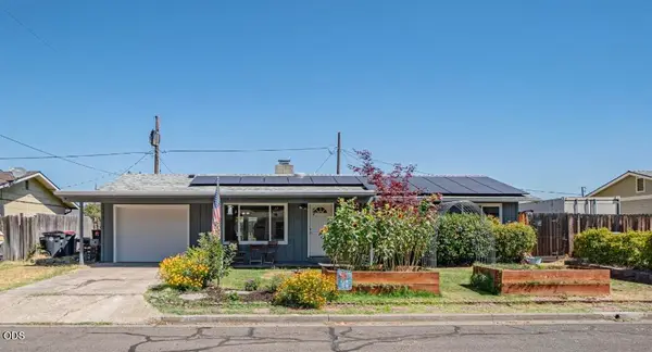 45 Ashley Place, Central Point, OR 97502