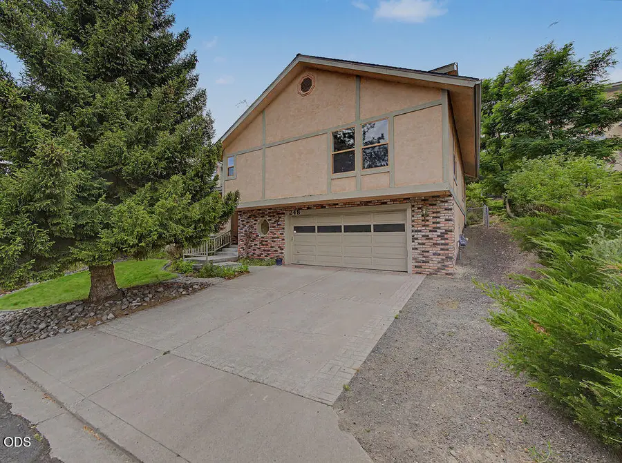 248 Mountain View Boulevard, Klamath Falls, OR 97601 - #2