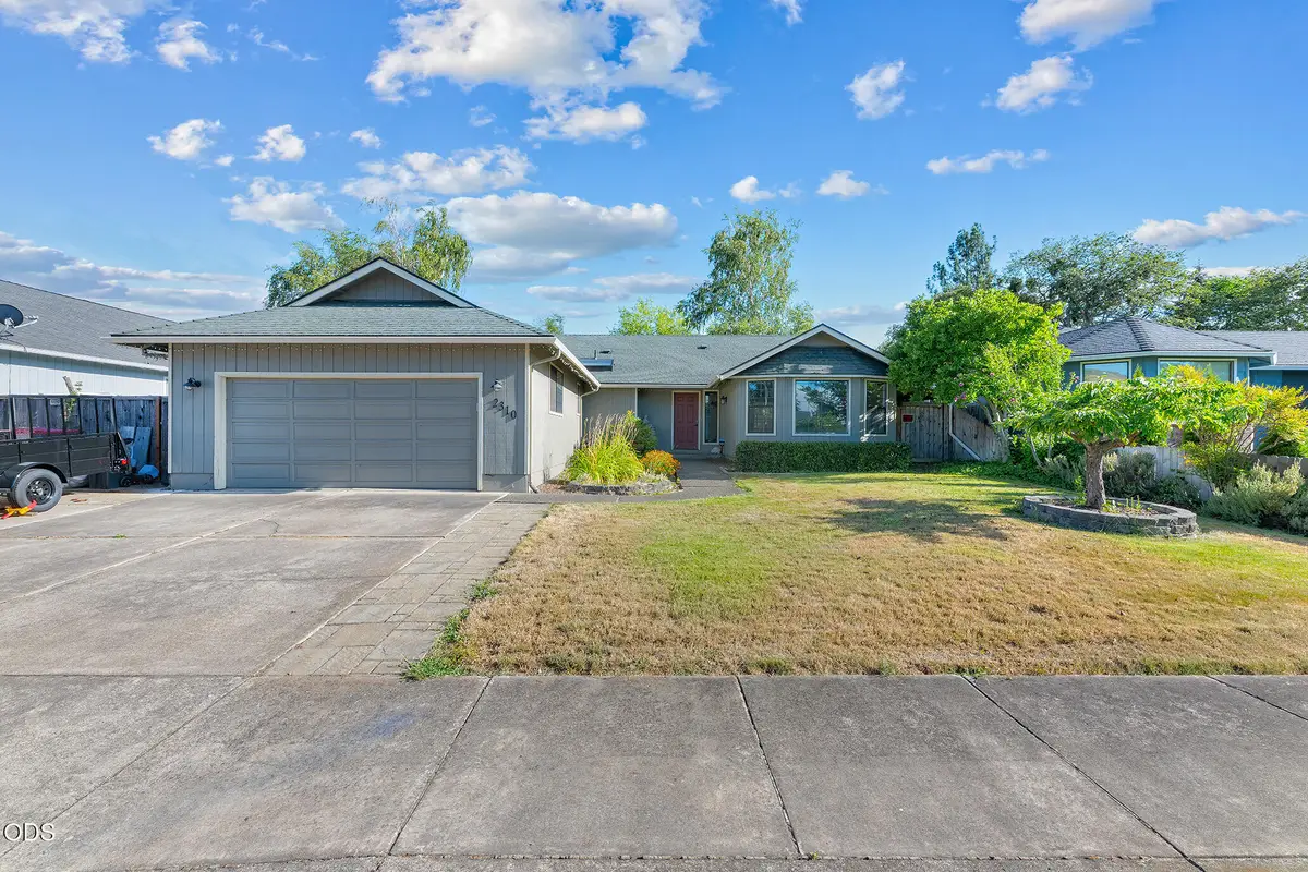 2310 Ridge Way, Medford, OR 97504 - #1