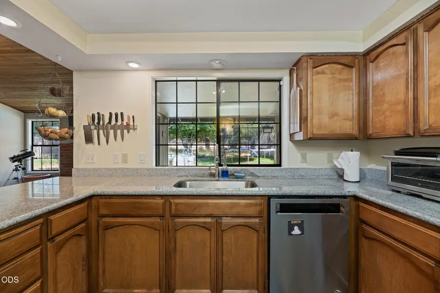 2310 Ridge Way, Medford, OR 97504 - #3
