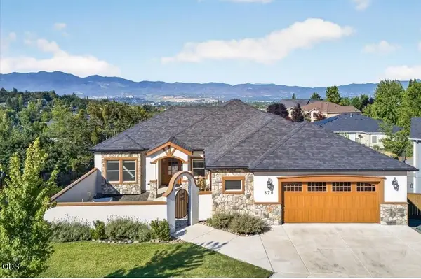 670 Forest Ridge Drive, Medford, OR 97504