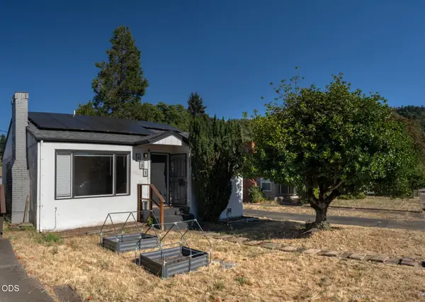 631 W Union Street, Roseburg, OR 97471