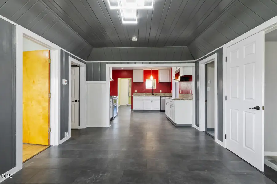 1140 Morningside Lane, Klamath Falls, OR 97603 - #3