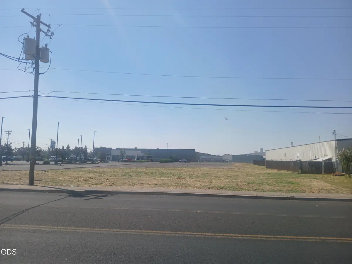 #Lot 3, Klamath Falls, OR 97603 - #1