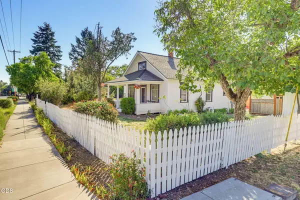700 N 5th, Jacksonville, OR 97530